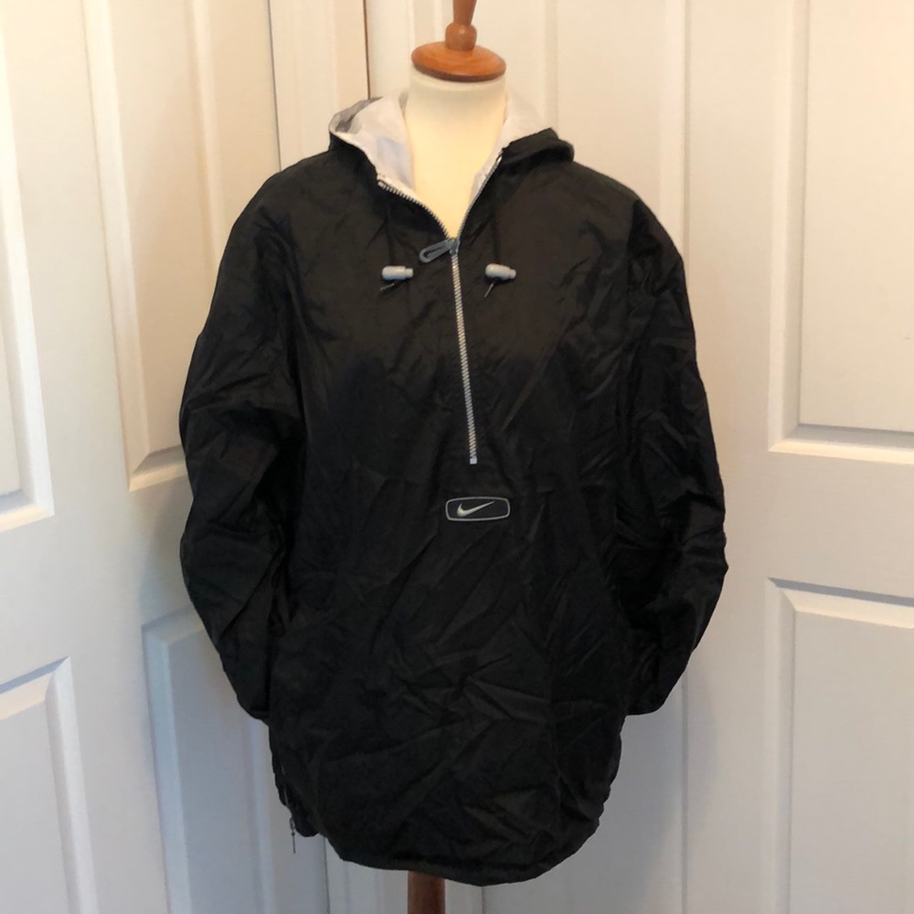 Nike Men’s Half Zip Pullover Hooded Windbreaker